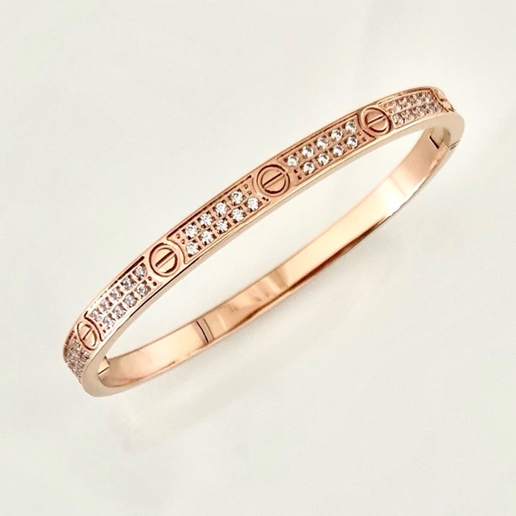 Rose Gold Pavé Screw Bracelet Small model - Picture 5 of 9